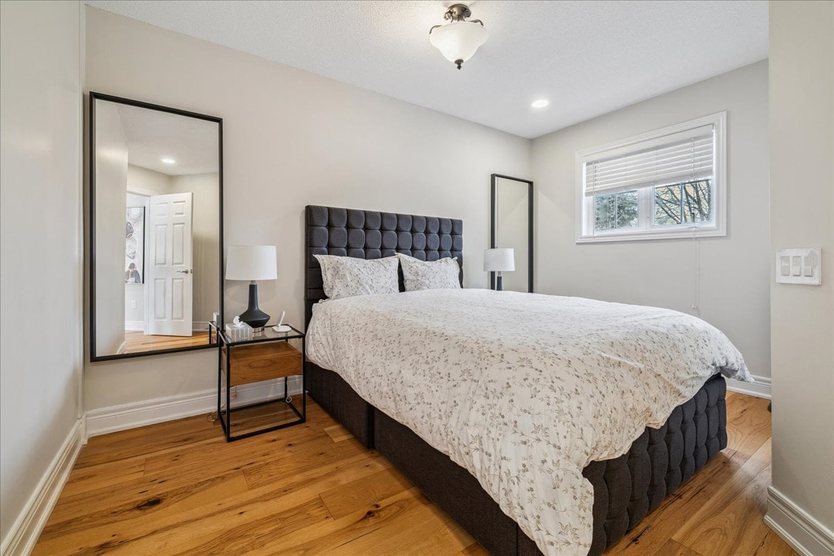 2509 Armour Crescent