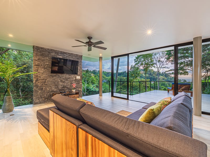 4 Bedroom Jungle Paradise with Ocean Views