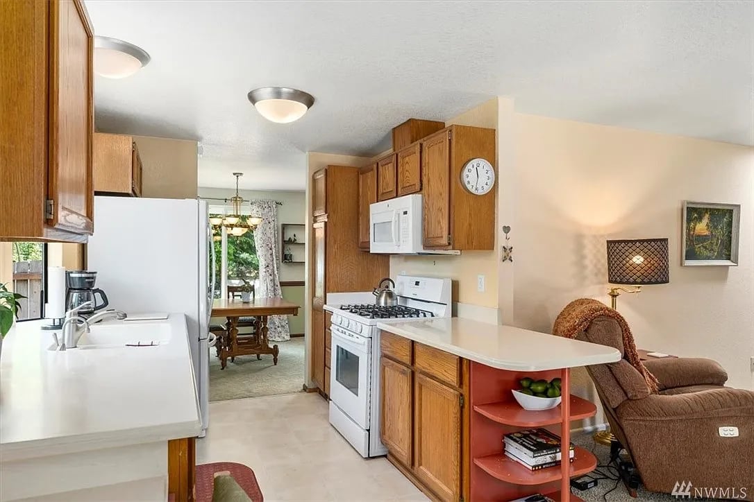 1811 154th St Ct E