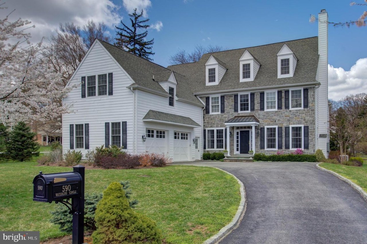 590 Waterloo Cir