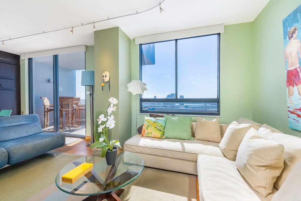 Waverly Sky Home Lists | Million Dollar views | 2810