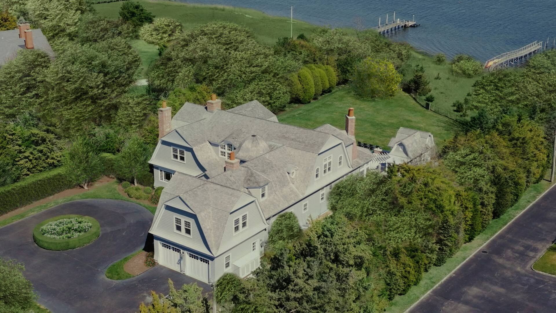 14 Apaucuck Point Rd