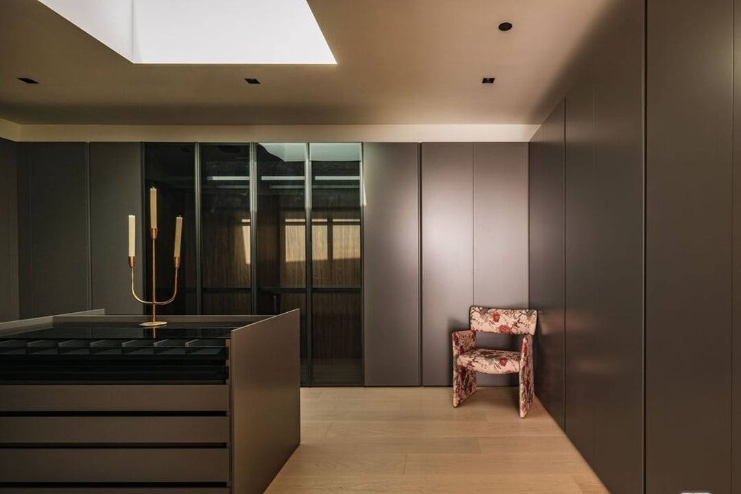 Skyreach Manor, Dume Dr, 90265