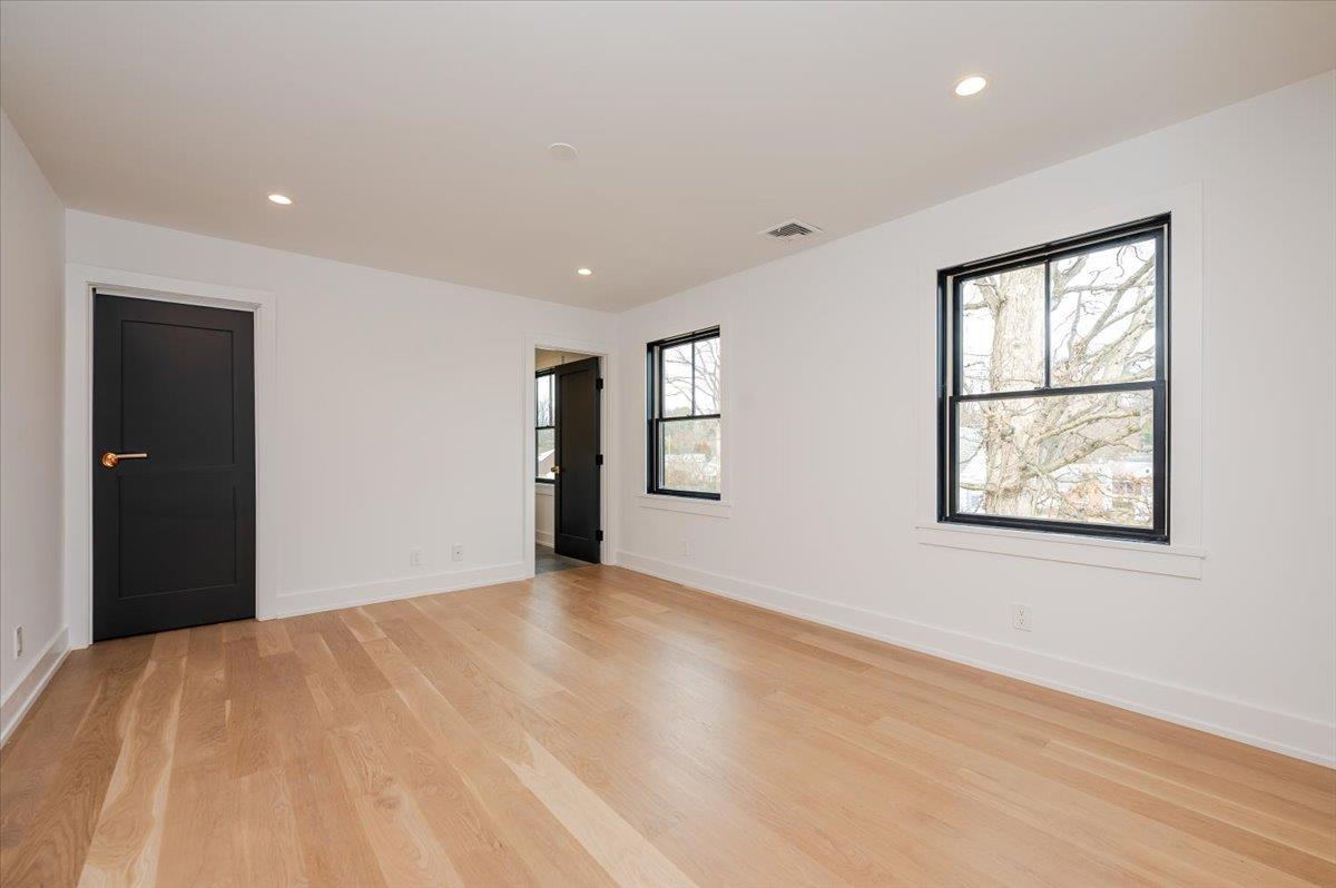 23 Sylvan Rd