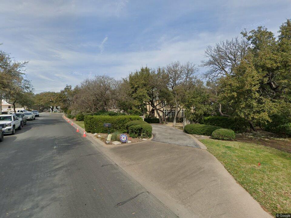 410 LAKE CLIFF Tr