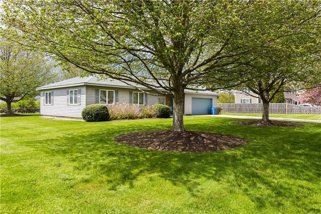 8 Barton Lane, Middletown RI, 02842