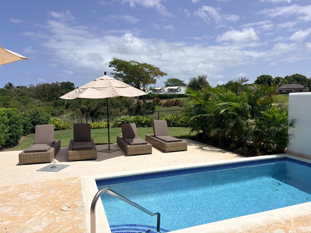 Par Three Villa