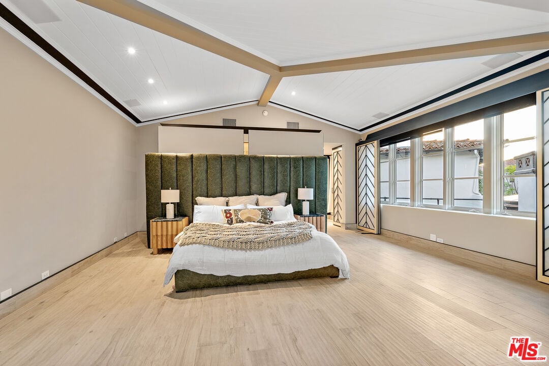 Century Woods Dr, 90067