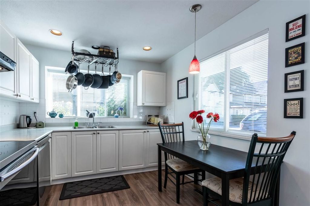 21801 Dewdney Trunk Rd, #22