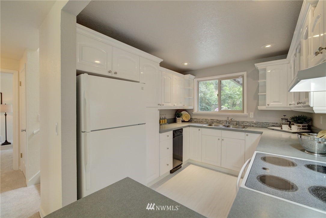 14629 52nd Ave W