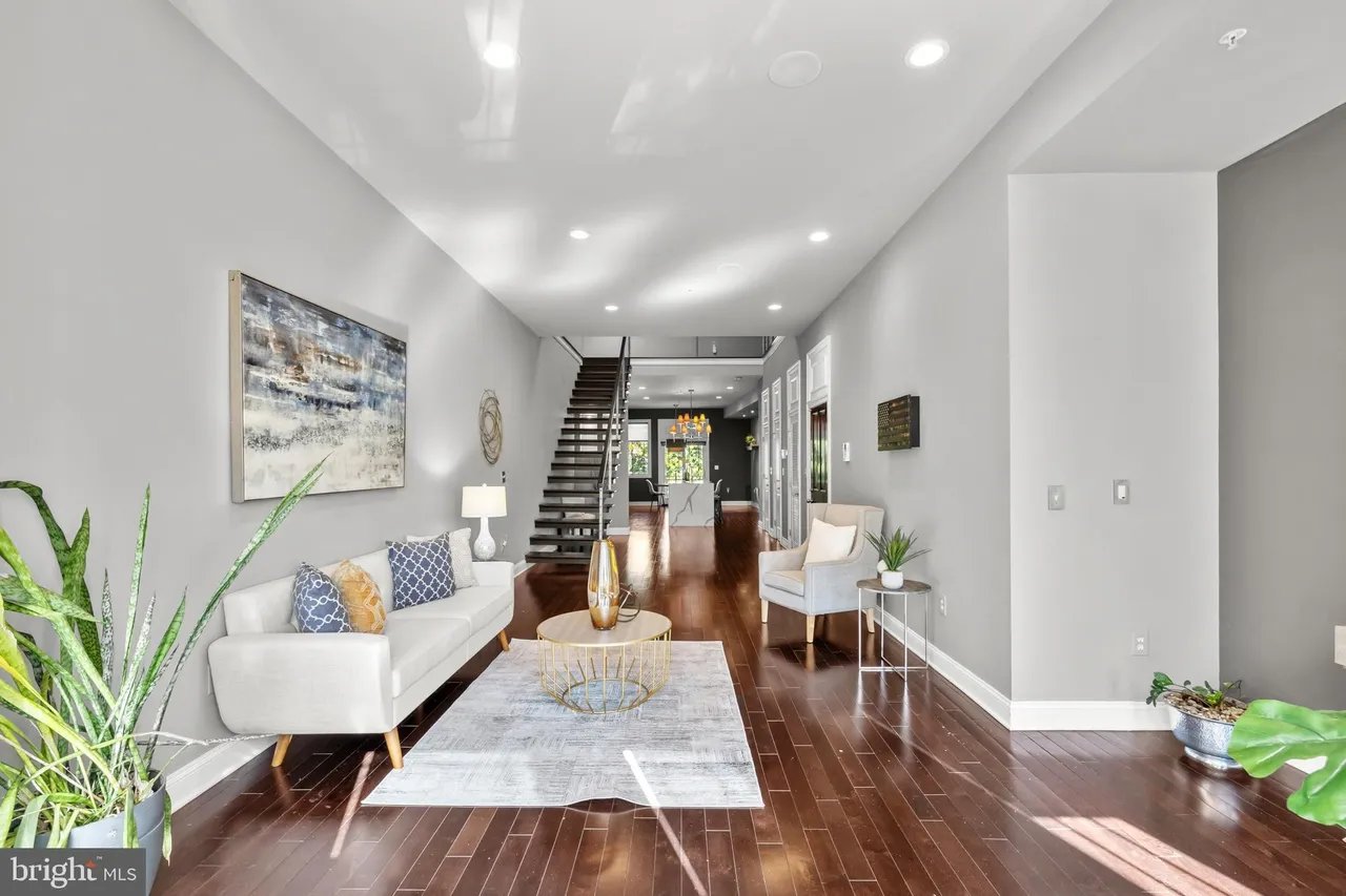 151 V St NW #4