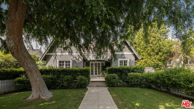 Verdant Villa