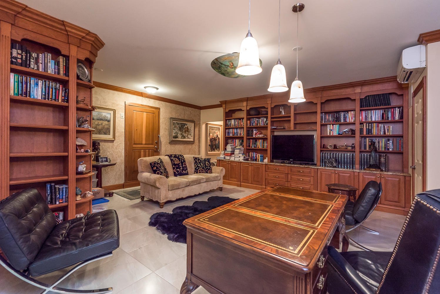 1329 Vista Dr