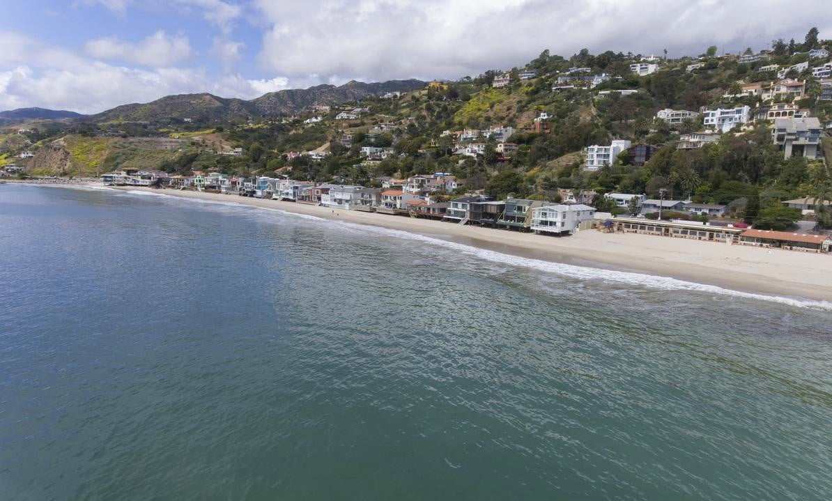 La Costa Beach Lease