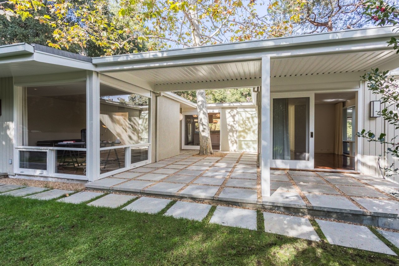 2275 Bowmont Dr