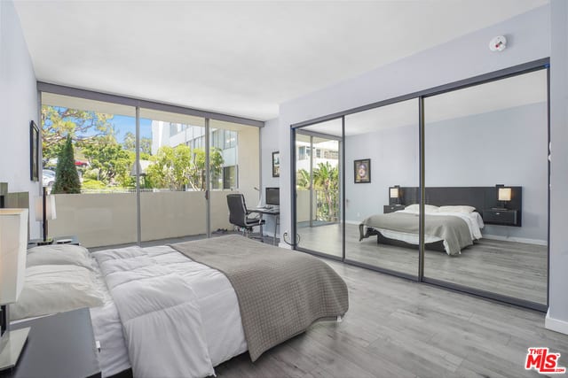 17368 Sunset Blvd, #203A