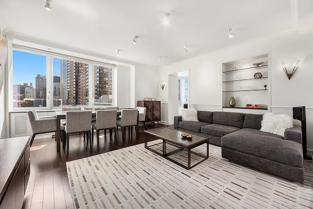 80 Riverside Blvd #17F