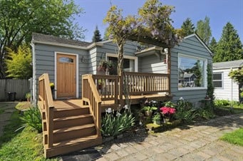1035 NE 95th Street