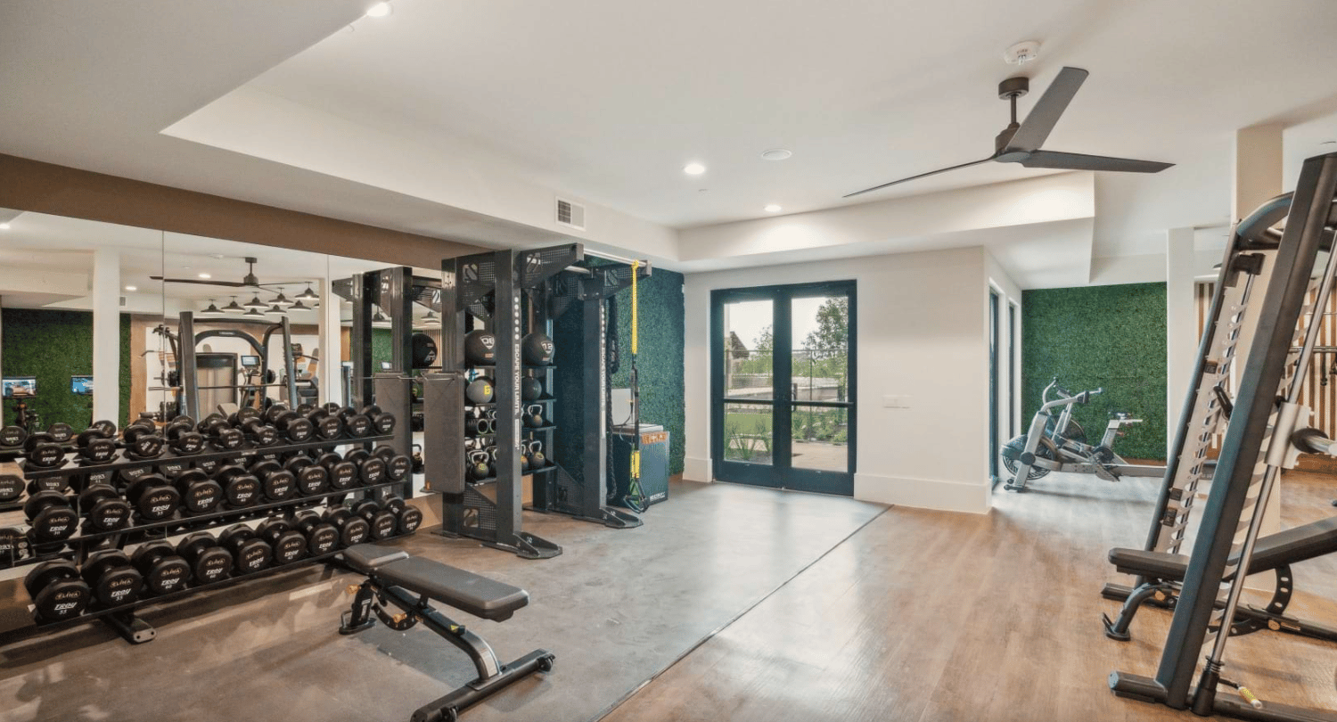 Enjoy 10 Weeks Free on all Units! Plus $1,000 Look & Lease Special!