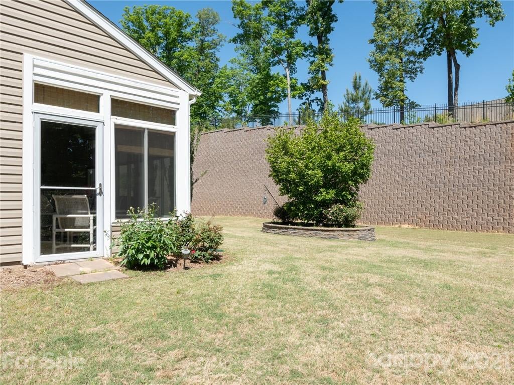 23076 Whimbrel Cir