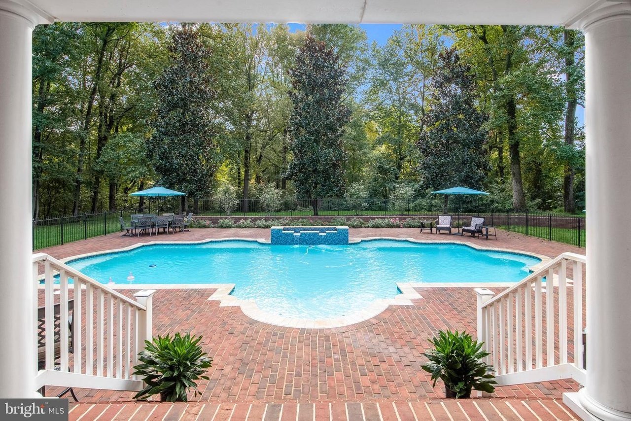1101 Captain Bell Ct