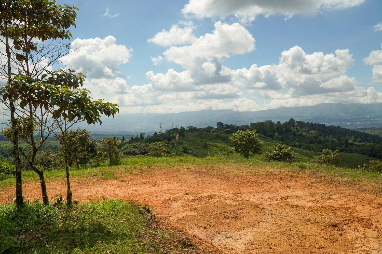 REDUCED! 77-Acre Mountain Paradise with Waterfalls & Epic Views in Santa Elena 