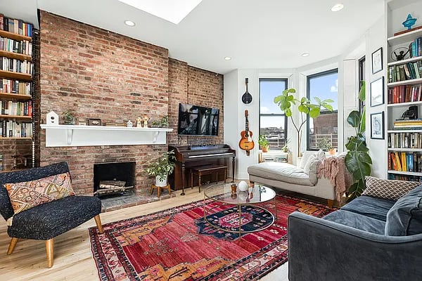 749 Union Street #4R