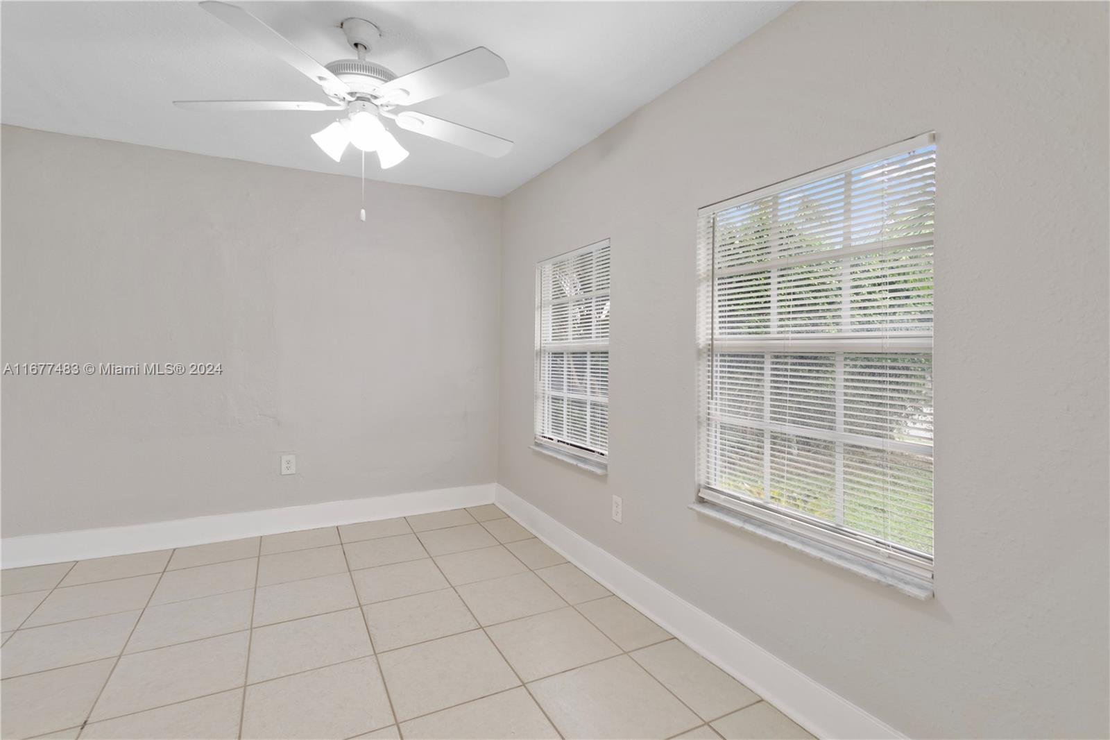 503 Avenida Hermosa, West Palm Beach, FL 33405