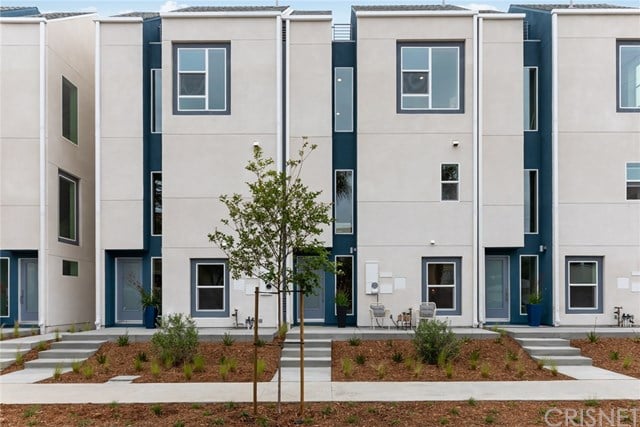 4829 1/2 Elmer Ave