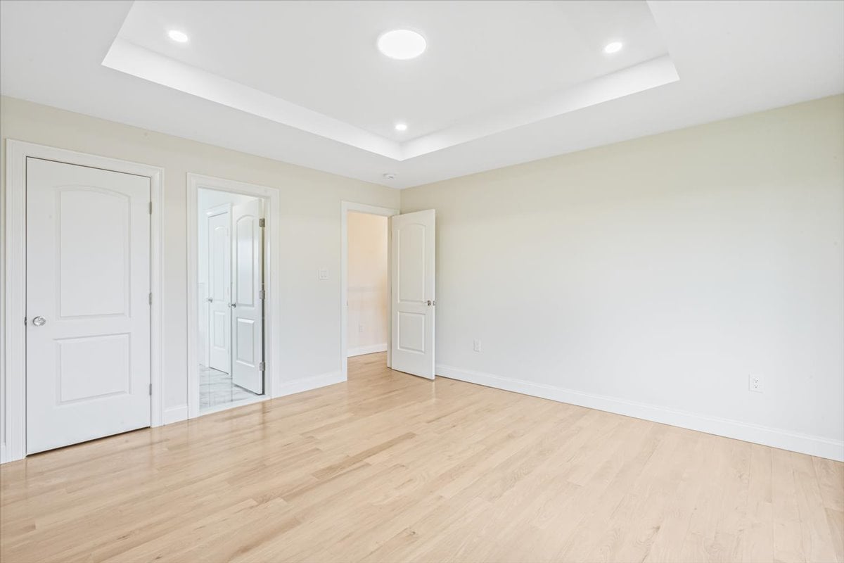 209 Evergreen Ave