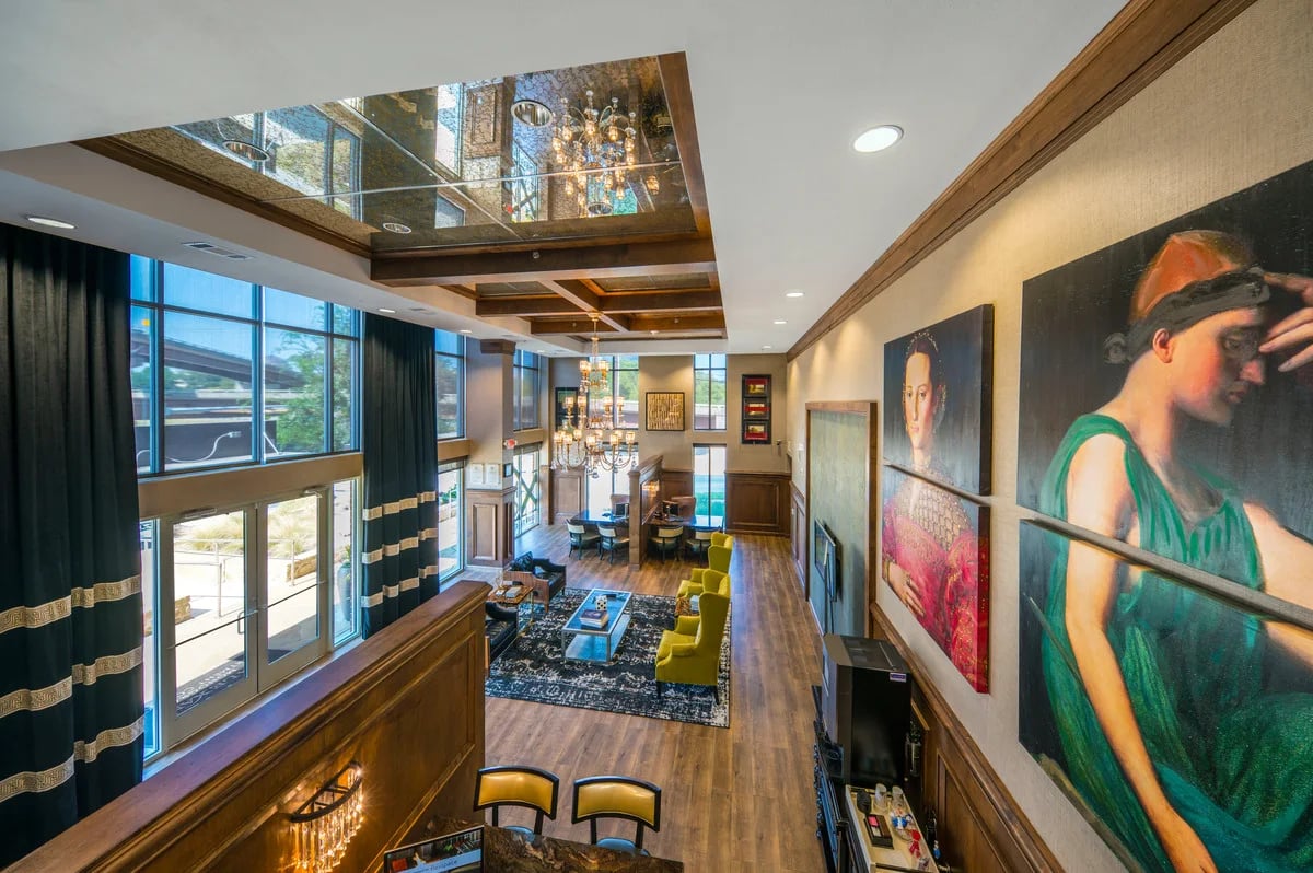 The Arcadian in Victory Park