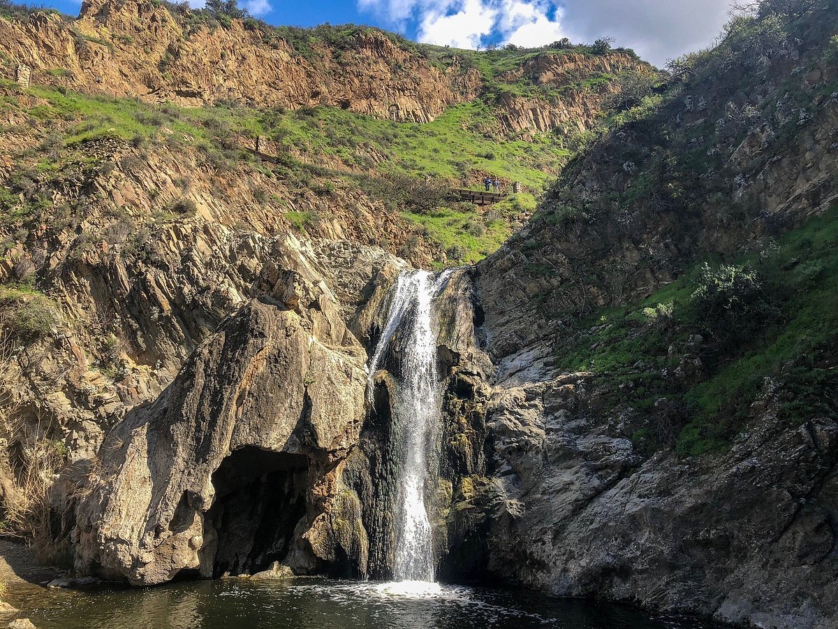 “Top Nature Getaways Near Thousand Oaks & Westlake Village: Hikes, Waterfalls, and Hidden Escapes”