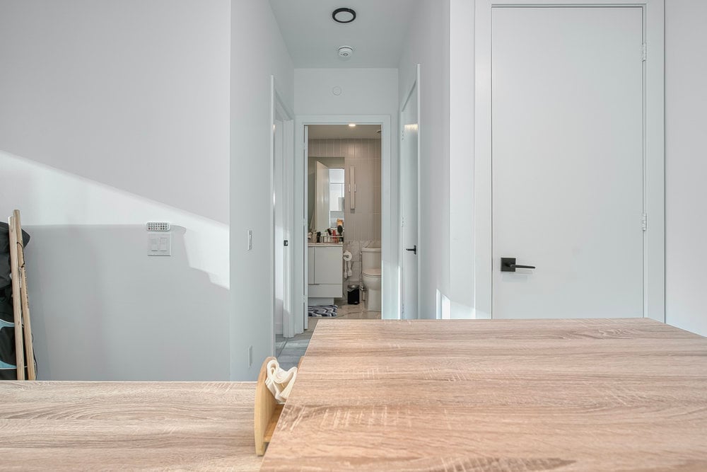 327 King Street W 1408