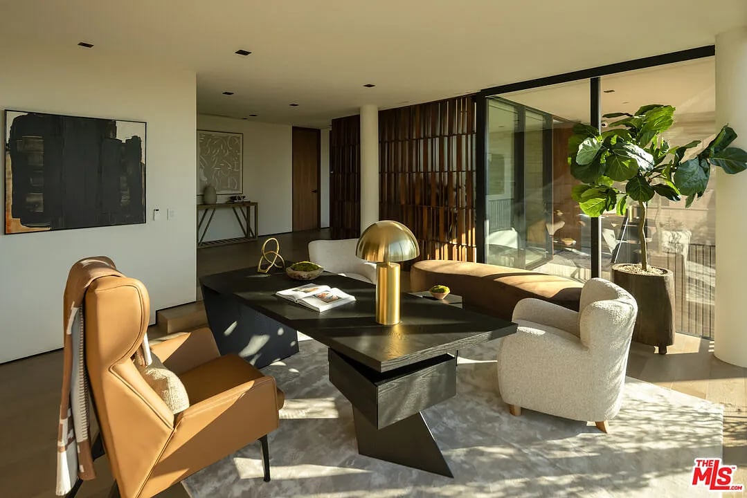 Hollywood Blvd Tennis Estate