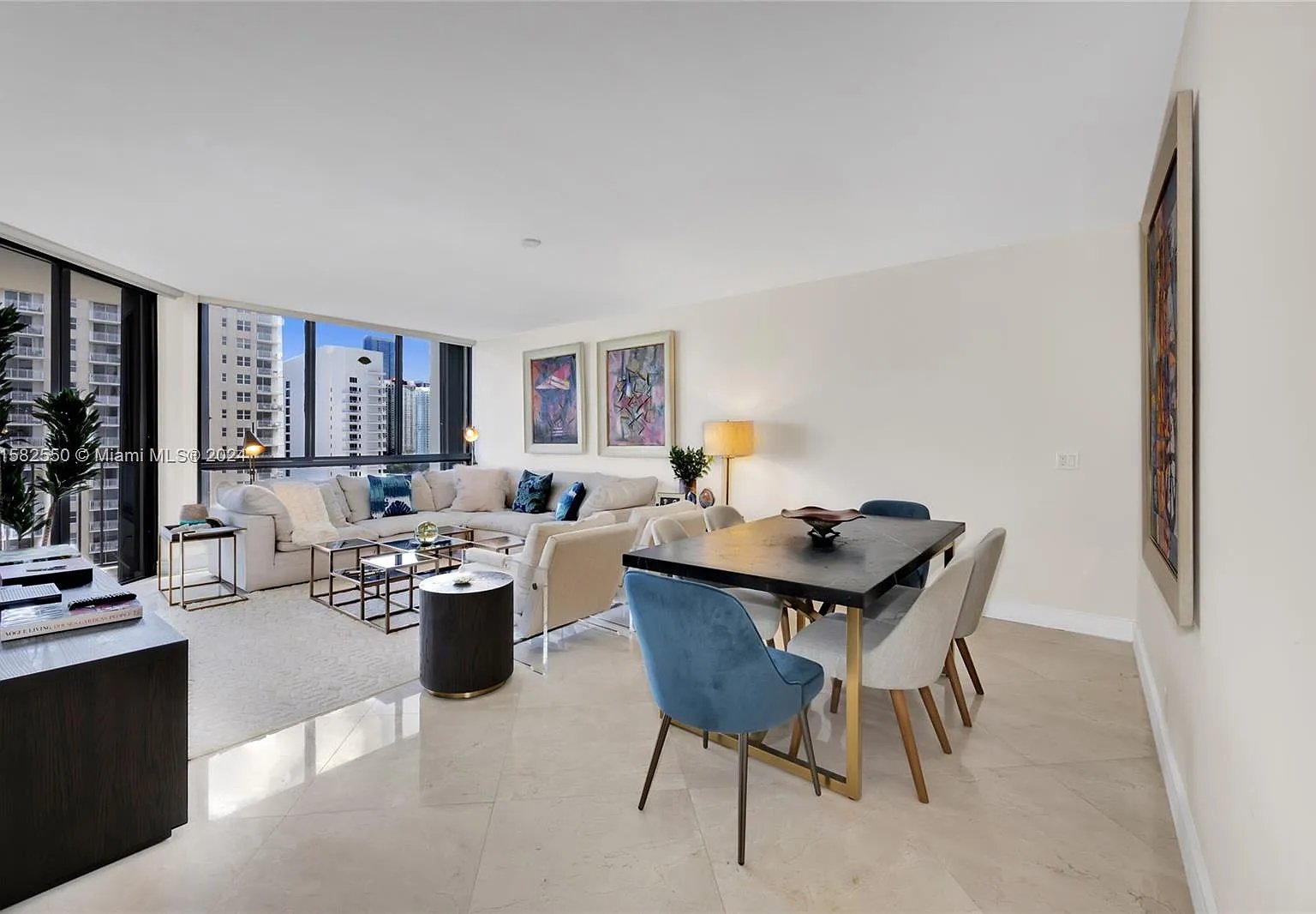 520 Brickell Key Dr #A1505