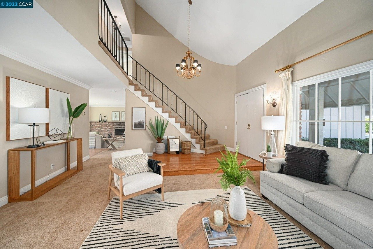 4413 Sugarland Ct