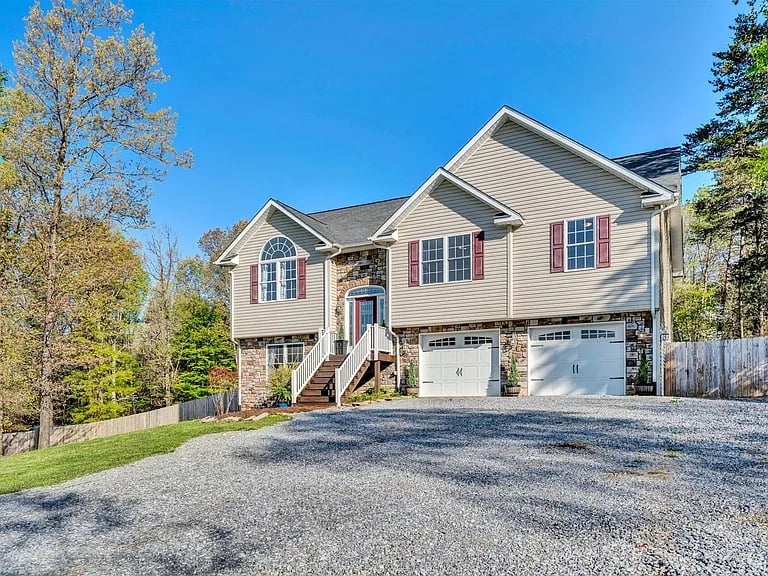 314 Redbud Lane