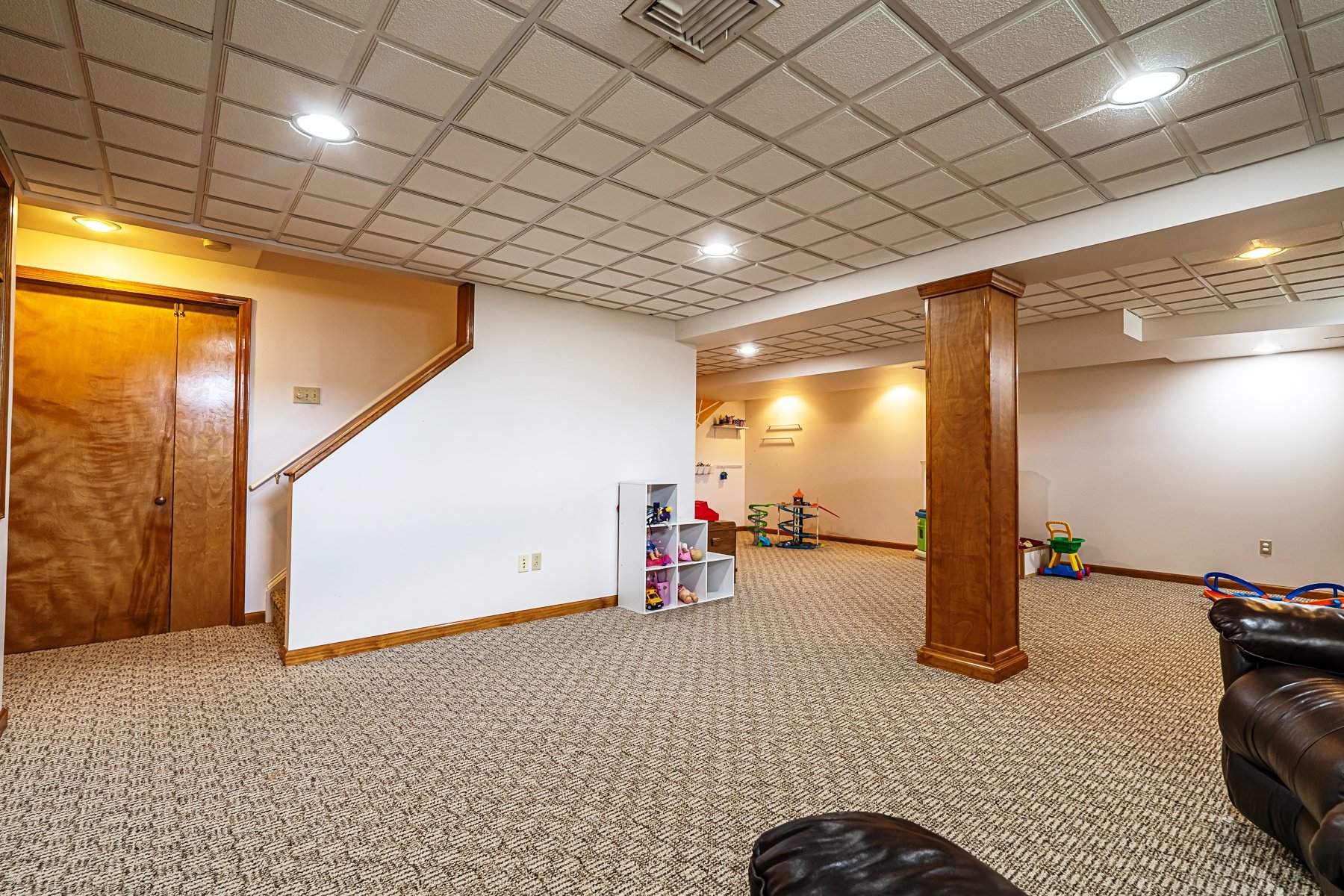 2321 Cross Creek Road