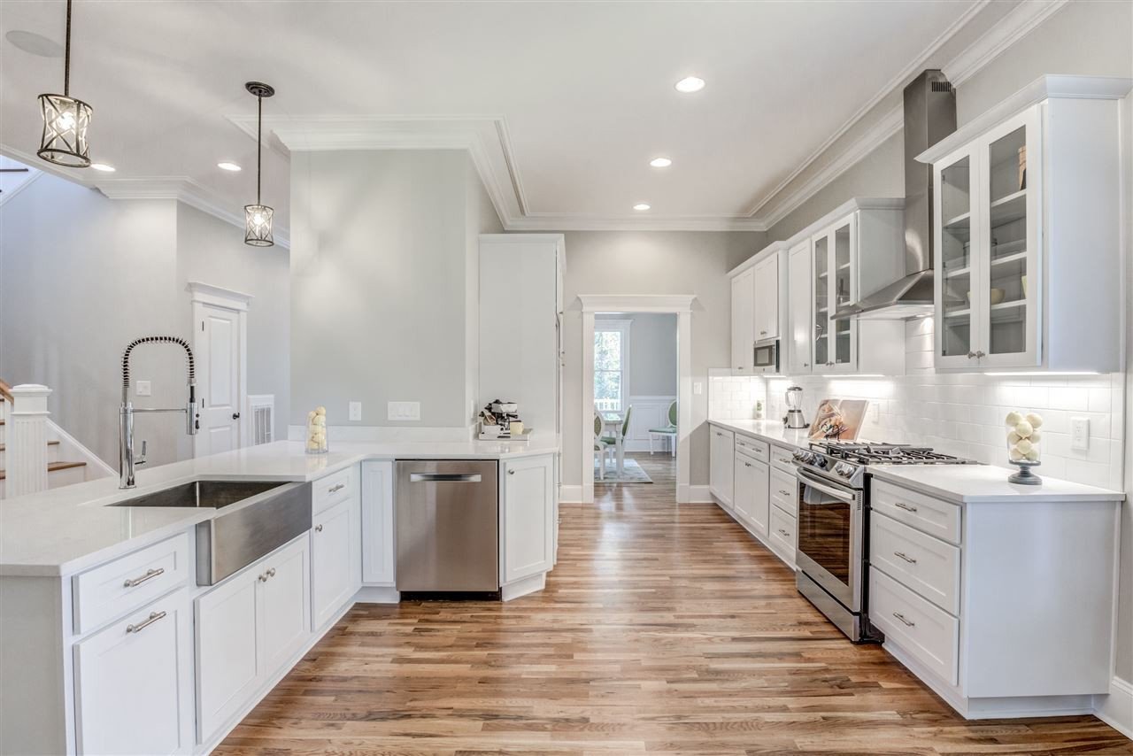 308 W Enterprise St