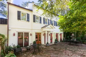 22 1/2 Lamboll Street