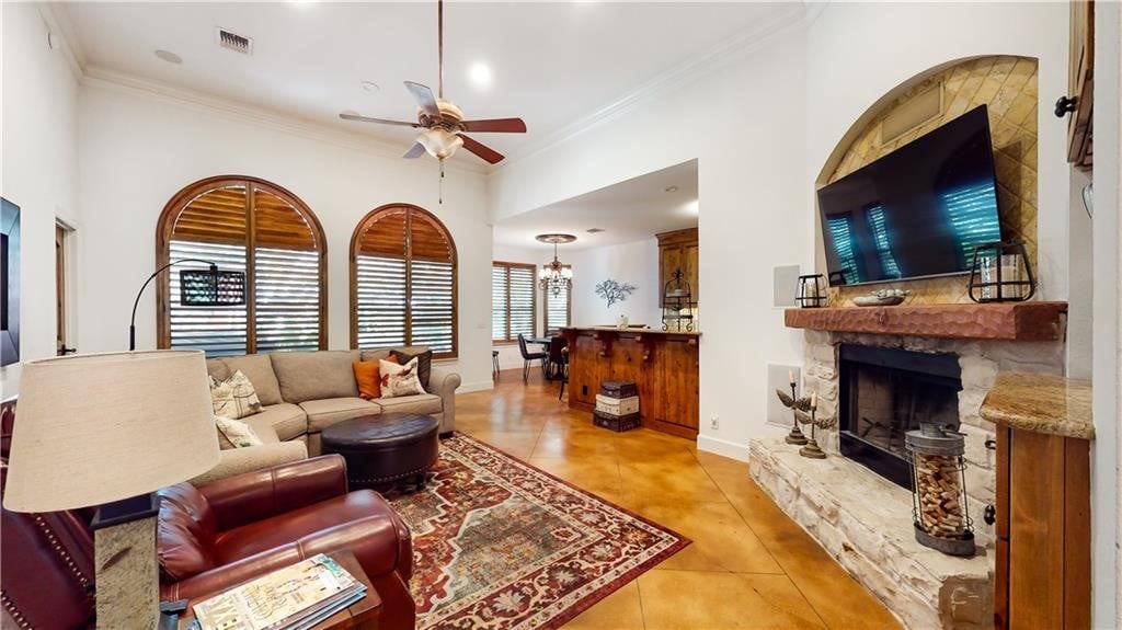 2413 Watercrest Dr