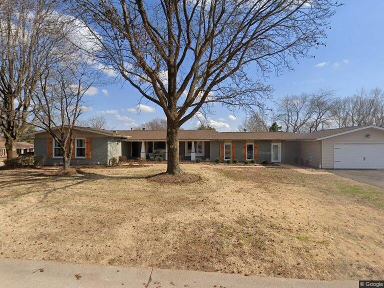 342 Renaldo Dr