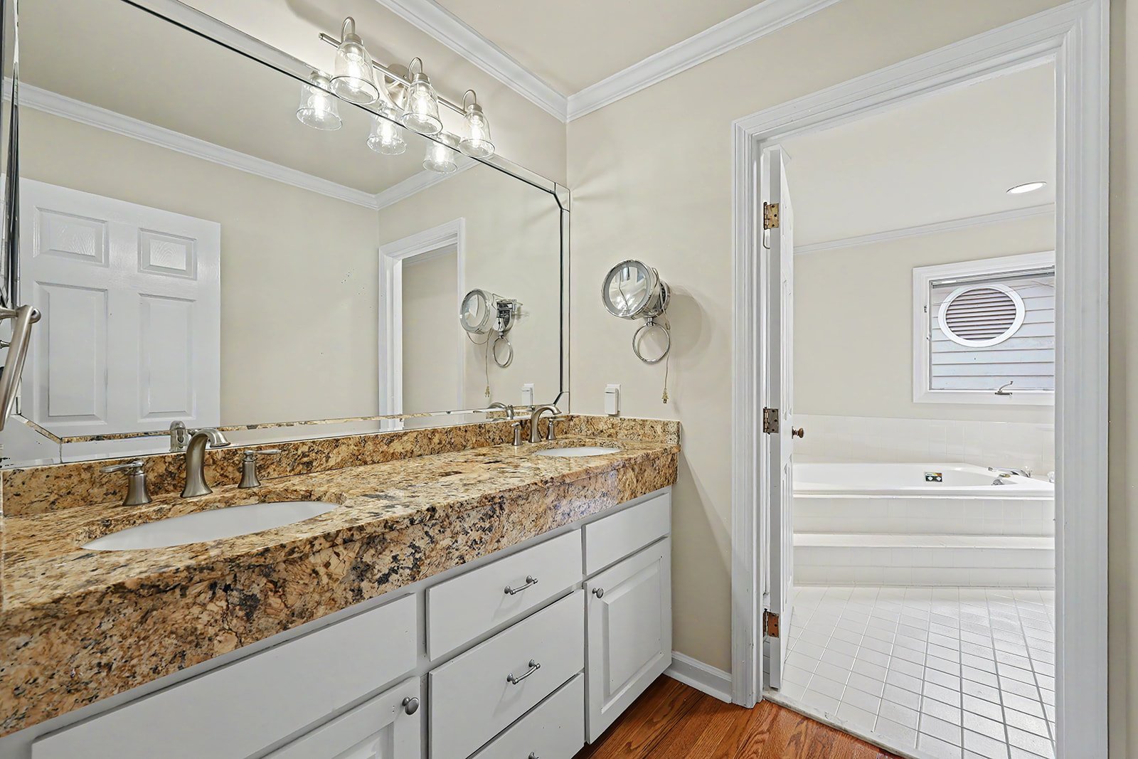 3 Sky Sail Circle Savannah, GA 31411