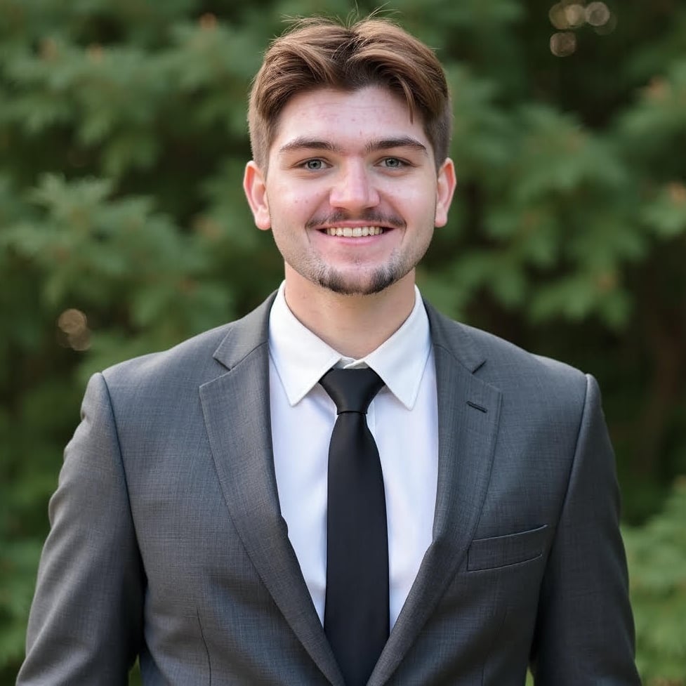 Mason Mantei Tampa, FL Real Estate Agent Headshot