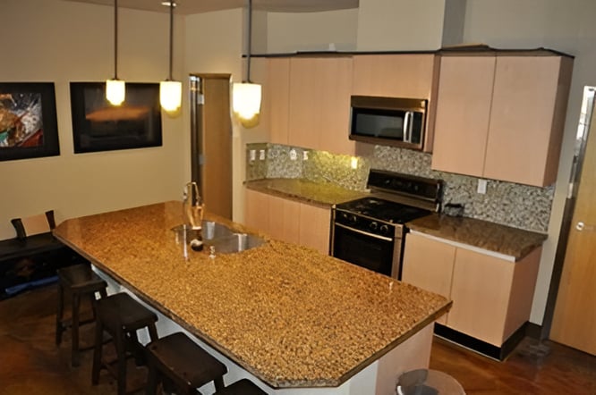 Loft in Midtown Sacramento - 2020 H St. #c Sacramento, CA 95811