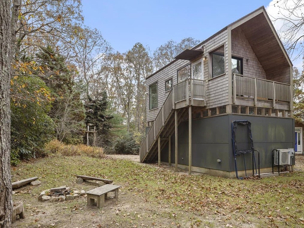 10 Old Courthouse Rd
