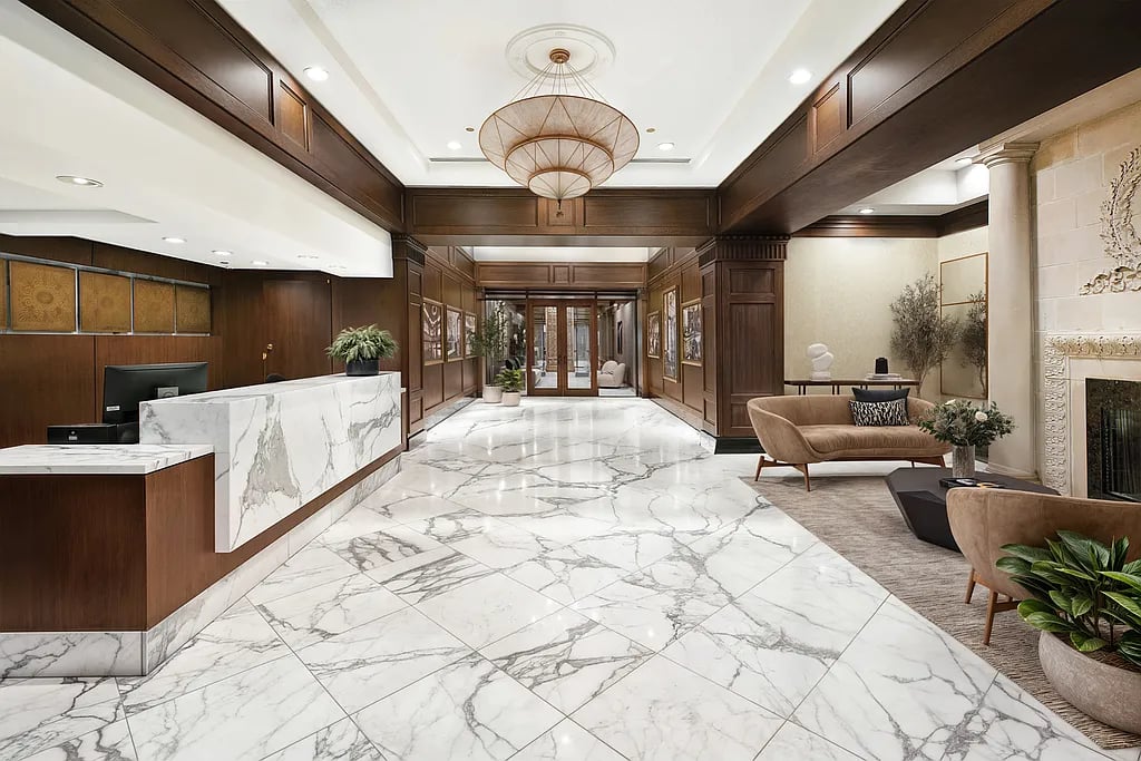 850 N Lake Shore Dr APT 705