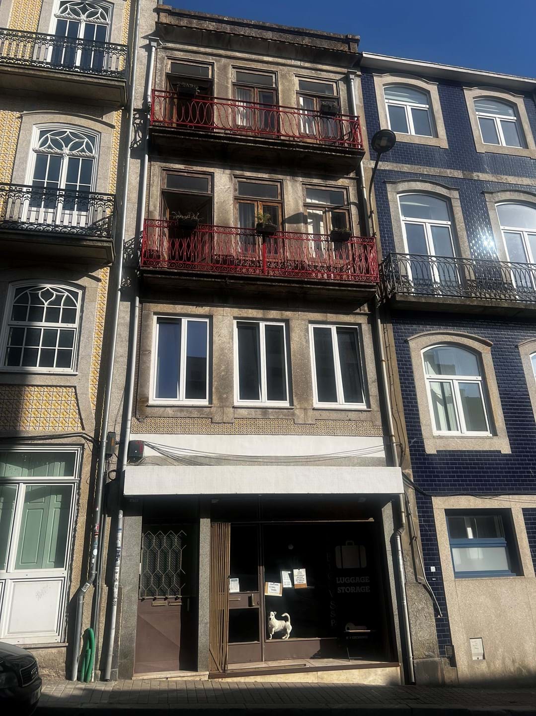 Traditional Four Story Building with Exceptional Investment Potential on Rua do Almada Porto