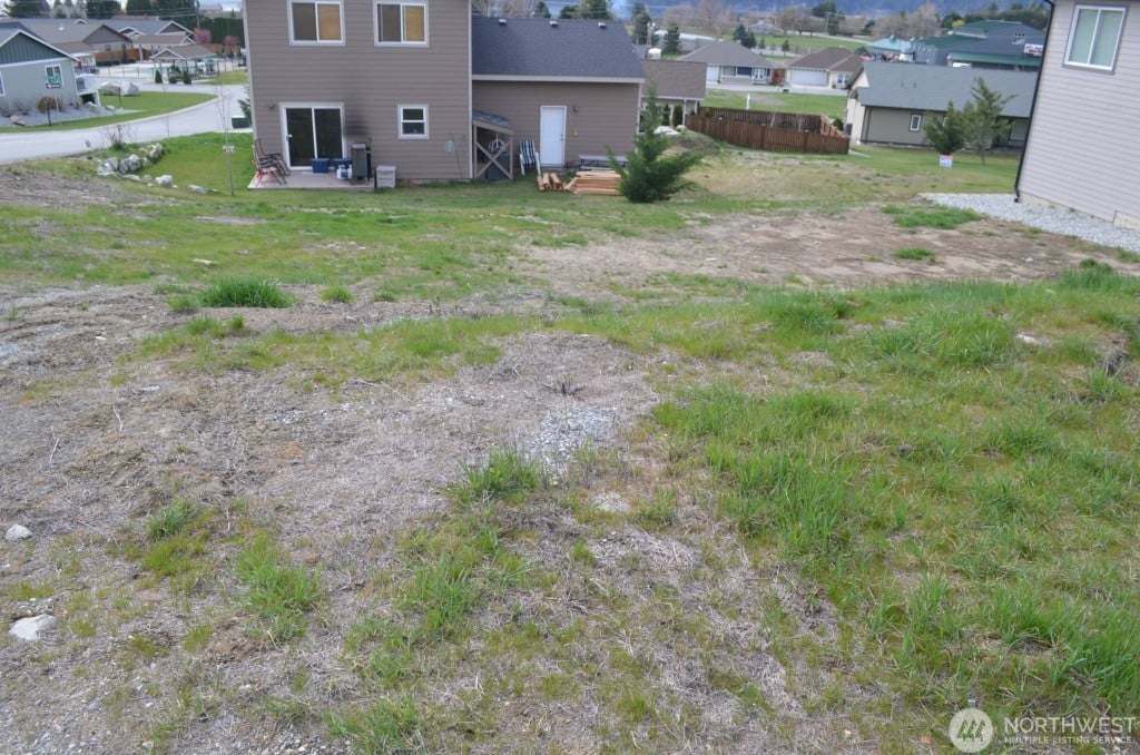 320 Village Dr