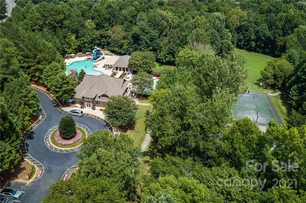 8815 Baffin Ct